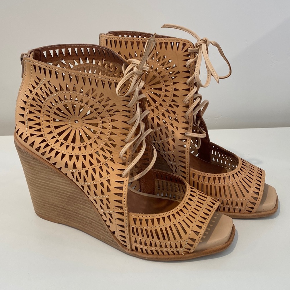 Jeffery Campbell lace front wedge with zipper back size 11